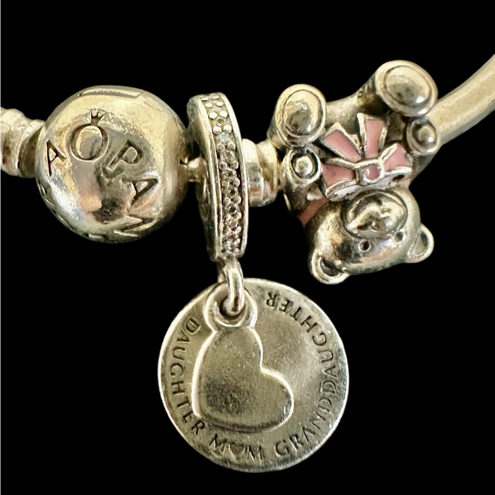 Authentic Pandora withe 2 charme bracelet - Picture 3 of 6